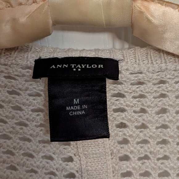 Beige Ann Taylor sweater - Picture 4 of 5